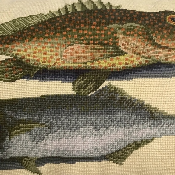 Needlepoint Throw Pillow Two Fish Bahamas Mark Catesby 16x20 Wool Velvet Zip Sea - Picture 14 of 16
